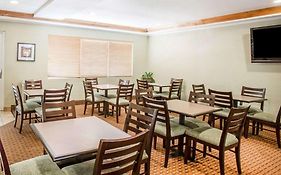 Quality Inn Suites Denver International Airport